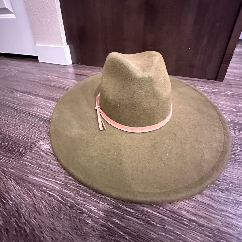 Universal Thread Olive Green Felt Hat